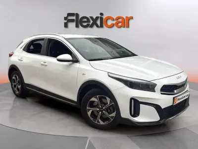 Usado Kia XCeed 120 CV (88 kW) 2023 Blanco SUV