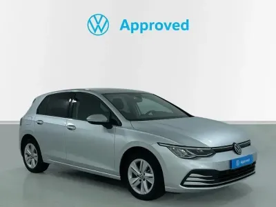 Usado VW Golf VIII Life 110 CV (80 kW) 2023 Gris