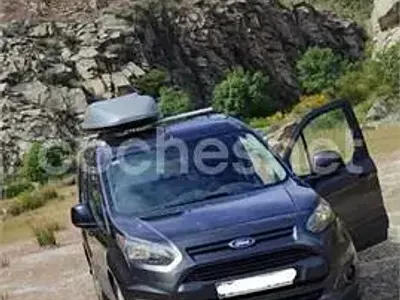 Usado Ford Tourneo Connect Trend 100 CV (73 kW) 2016 Gris / plata Monovolumen