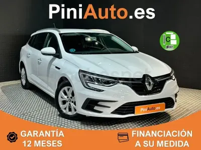 Usado Renault Mégane GrandTour Intens 110 CV (80 kW) 2022 Blanco Familiar