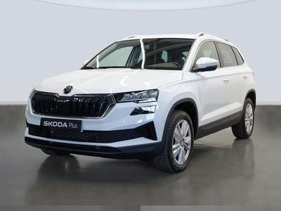 Usado Skoda Karoq Selection 150 CV (110 kW) 2025 Blanco SUV