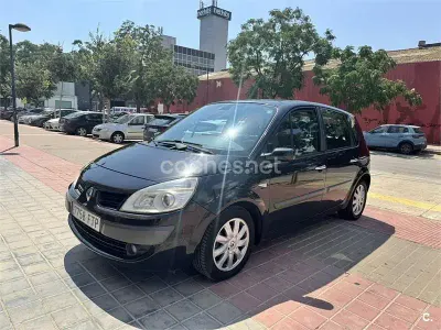 Usado Renault Scénic II 105 CV (77 kW) 2007 Negro Monovolumen