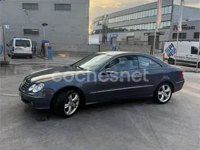 Käytetty Mercedes CLK270