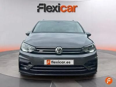 Begagnad VW Touran Advance 150 HK (110 kW) 2019 Grå Minibuss