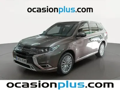 Usado Mitsubishi Outlander P-HEV 224 CV (164 kW) 2019 Marrón SUV