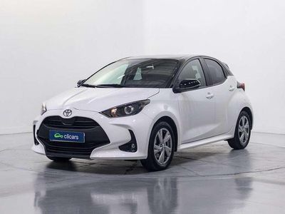 Usado Toyota Yaris Hybrid Business Edition 75 CV (55 kW) 2024 Blanco Berlina