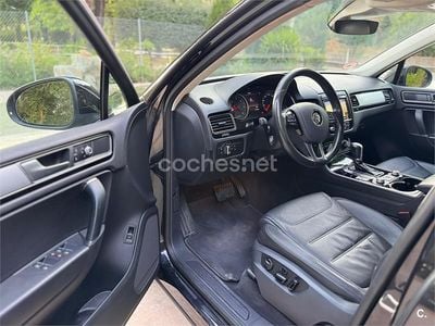 Usado VW Touareg R-line 262 CV (192 kW) 2016 Negro SUV