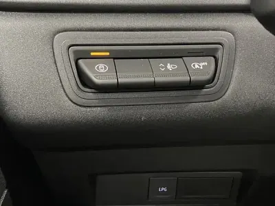 Usado Renault Captur Techno 101 CV (74 kW) 2026 Rojo SUV