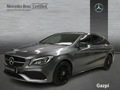 Usado Mercedes CLA200 Shooting Brake Edition 136 CV (100 kW) 2019 Gris montaña Familiar