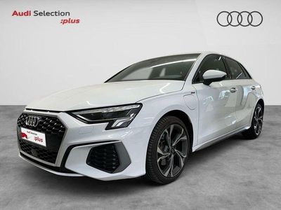 Usado Audi A3 Sportback e-tron S-Line 204 CV (150 kW) 2024 Blanco Utilitario