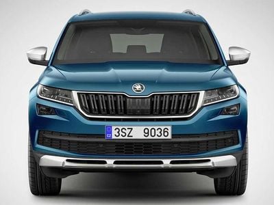 Usado Skoda Kodiaq Scout 4x4 150 CV (110 kW) 2018 Marrón SUV