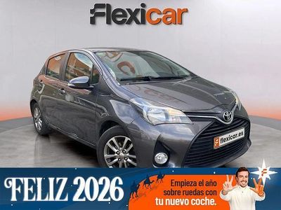 Gris Usado 2017 Toyota Yaris Active Berlina | 10.290 € (Precio justo)