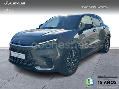Gris / plata Usado 2025 Lexus LBX SUV | 34.990 € (Precio justo)