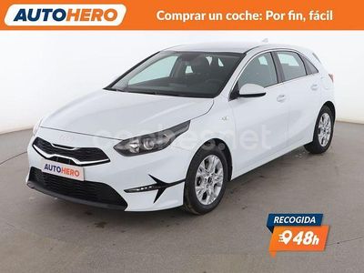 Blanco Usado 2023 Kia Ceed Utilitario | 16.099 € (Buen precio)