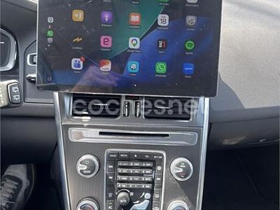 Begagnad Volvo XC60 Momentum 190 HK (139 kW) 2016 Blå SUV