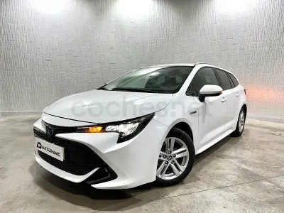 Usado Toyota Corolla Business Edition 122 CV (89 kW) 2022 Blanco Familiar