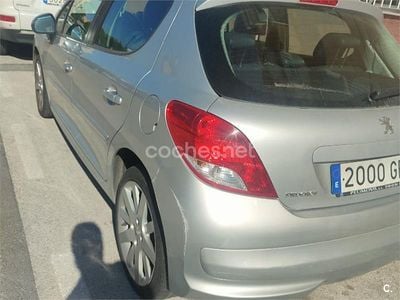 Gris / plata Usado 2008 Peugeot 207 Sport Berlina | 4800 € (Precio justo)