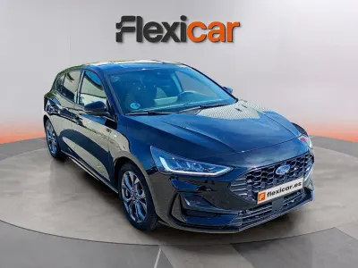 Usado Ford Focus ST-Line 155 CV (114 kW) 2023 Negro Berlina