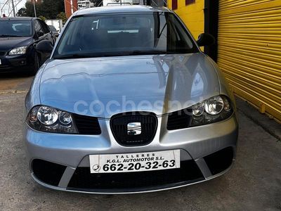 Usado Seat Ibiza 70 CV (51 kW) 2009 Gris / plata Berlina