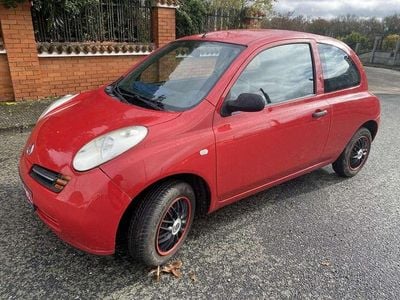 Usado Nissan Micra Visia 65 CV (47 kW) 2005 Rojo Utilitario