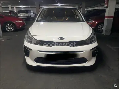 Usado Kia Rio GT-Line 120 CV (88 kW) 2020 Blanco Berlina