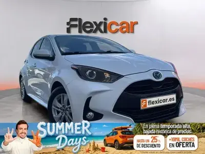 Usado Mazda 2 Exclusive-Line 90 CV (66 kW) 2023 Blanco Utilitario