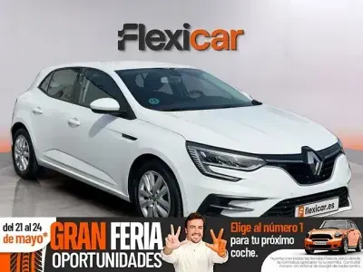 Usado Renault Mégane II Intens 140 CV (102 kW) 2022 Blanco Berlina