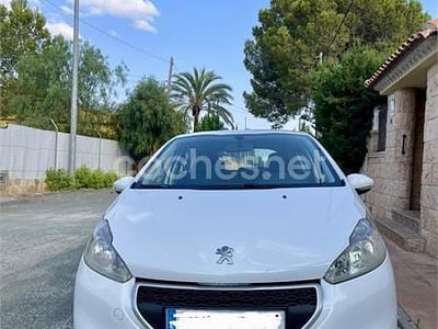 Usado Peugeot 208 Business-Line 68 CV (50 kW) 2012 Blanco Utilitario