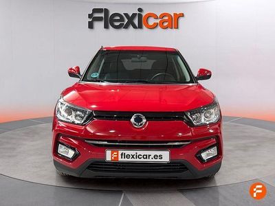 Usado Ssangyong (KGM) Tivoli Limited 128 CV (94 kW) 2017 Rojo SUV