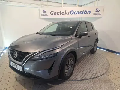 Usado Nissan Qashqai Acenta 158 CV (116 kW) 2021 Gris / plata SUV