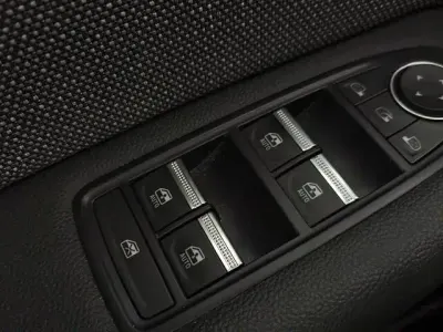 Usado Renault Captur Techno 101 CV (74 kW) 2025 Azul SUV