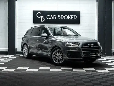 Usado Audi Q7 Ambiente 218 CV (160 kW) 2017 Gris / plata SUV