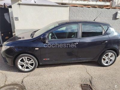 Usado Seat Ibiza Copa 85 HP (62 kW) 2011 Preto Sedan