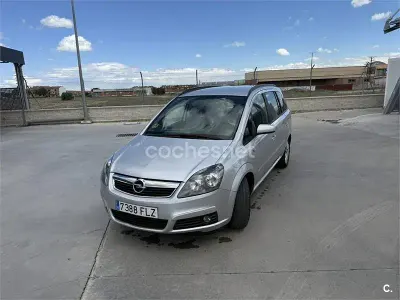 Usado Opel Zafira Cosmo 120 CV (88 kW) 2007 Gris / plata Monovolumen