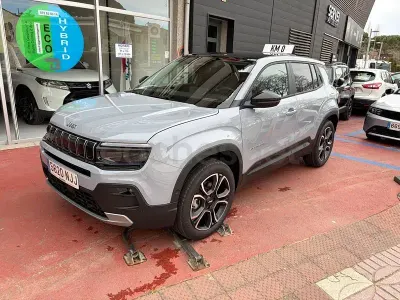 Nuevo Jeep Avenger Summit 100 CV (73 kW) 2026 Gris / plata SUV