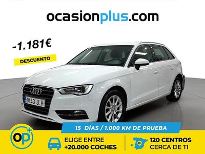 Usado Audi A3 Attraction 110 CV (80 kW) 2016 Blanco