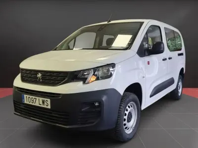 Usado Peugeot Partner 2022 Blanco Monovolumen