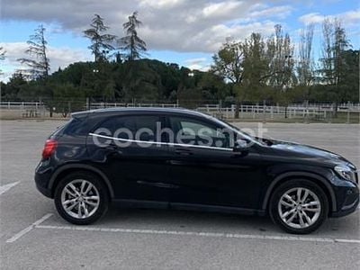 Mercedes GLA220