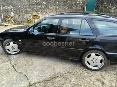 Usado Mercedes C43 AMG AMG 306 CV (225 kW) 1999 Negro Familiar