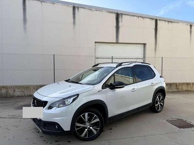 Usado Peugeot 2008 GT-line 120 CV (88 kW) 2019 Blanco SUV