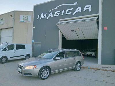 Usado Volvo V70 185 CV (136 kW) 2007 Gris Familiar
