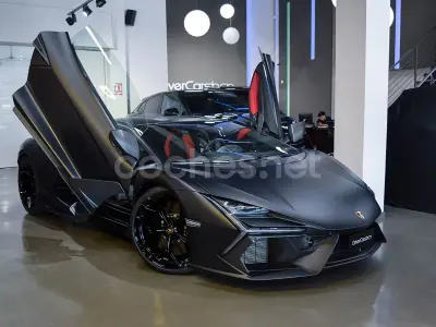 Nuevo Lamborghini Revuelto 1016 CV (747 kW) 2026 Negro Coupe
