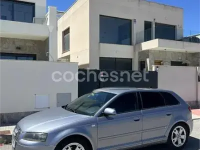 Usado Audi A3 Ambition 140 CV (102 kW) 2006 Gris / plata Utilitario