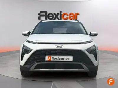 Usado Hyundai Bayon 84 CV (61 kW) 2023 Blanco SUV