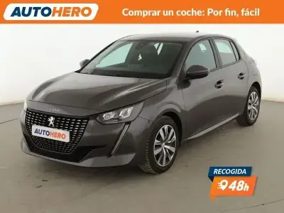 Usado Peugeot 208 Active 101 CV (74 kW) 2021 Gris Utilitario