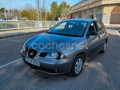 Beige Usado 2003 Seat Ibiza Stella Berlina | 2000 € (Precio justo)