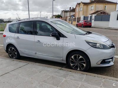 Usado Renault Scénic III Bose Edition 130 CV (95 kW) 2014 Gris / plata Monovolumen