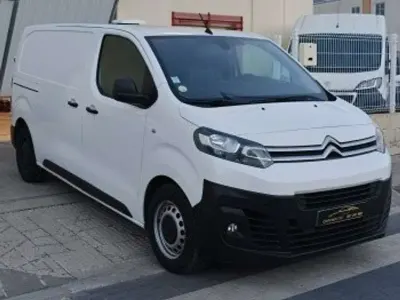 Usado Citroën Jumpy Comfort 102 CV (75 kW) 2020 Blanco Monovolumen