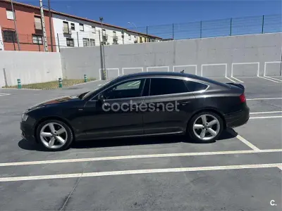 Usado Audi A5 Sportback 170 CV (125 kW) 2010 Granate Utilitario
