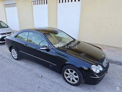 Usado Mercedes CLK200 Elegance 163 CV (119 kW) 2005 Negro Coupe